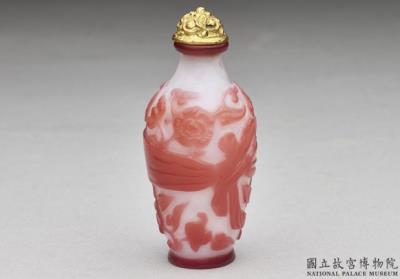 图片[2]-Red-on-white glass overlay snuff bottle with a wrapper design, Qing dynasty, Qianlong reign (1736-1795)-China Archive